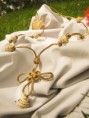 Collar 17
